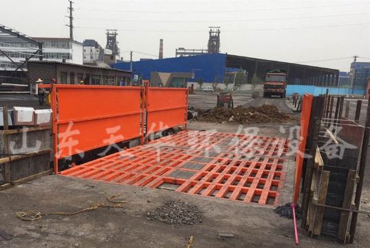 點擊查看詳細信息<br>標題：重型8m長定制洗車機 閱讀次數(shù)：4362
